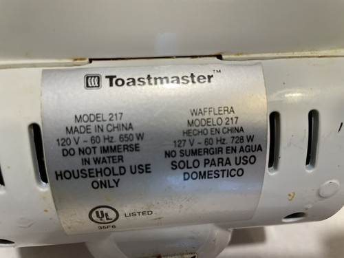 Toastmaster Easy Clean Belgian Waffle Maker 217 - Picture 5 of 5