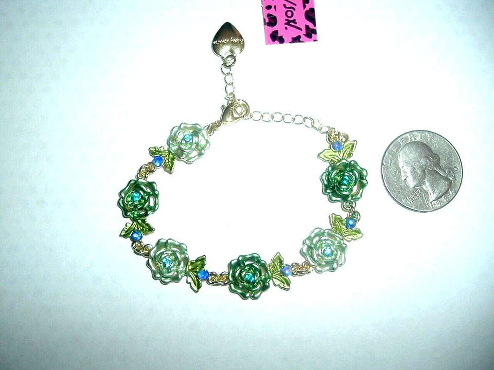 BRAZALETE CADENA Betsey Johnson Estrás Azul + DIJES ROSA VERDE TONO DORADO NUEVO CON ETIQUETAS Foto 4 de 4