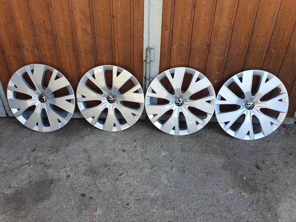 4x Cache Moyeu VW 16 Pouces Jantes Enjoliveurs 2GM601147B Argent Très Bon État - Photo 1/4