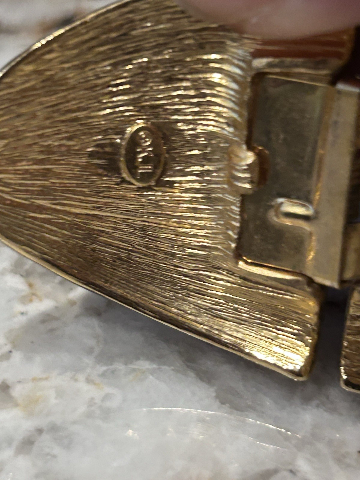 Vintage KJL Kenneth Jay Lane Enamel Hinged Cuff B… - image 7