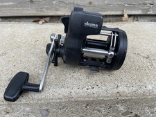 CARRETE CONTADOR LÍNEA OKUMA MAGDA MA 20D EXCELENTE ESTADO
