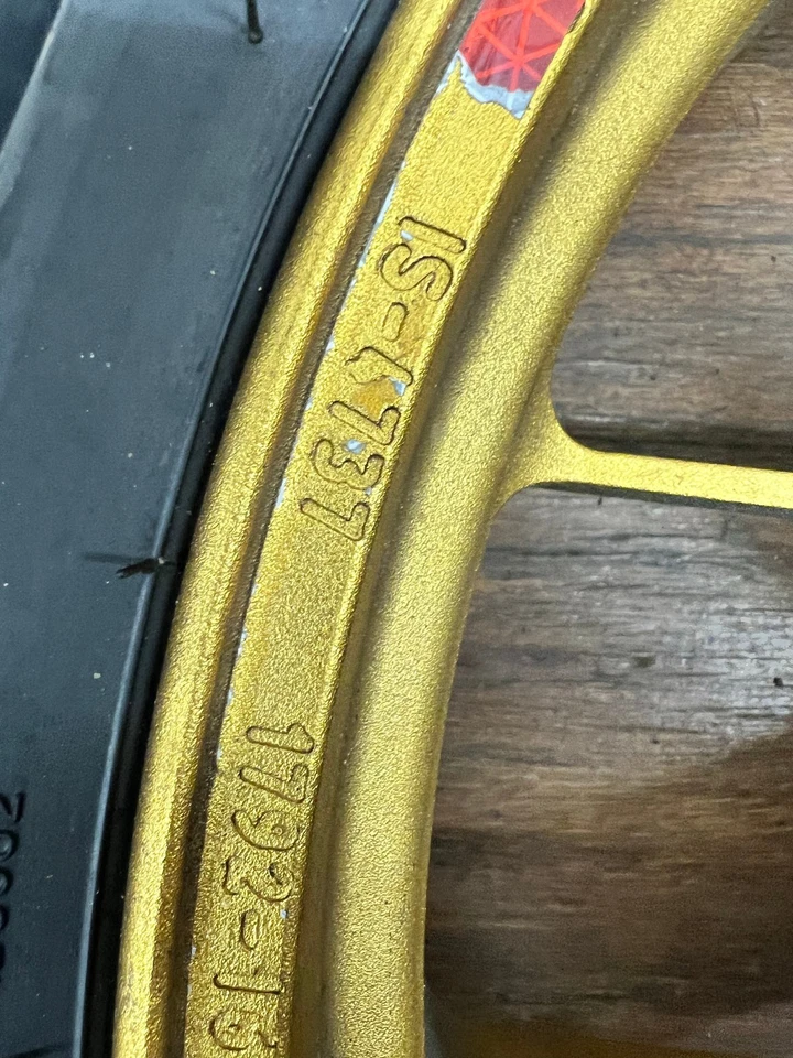 08 Aprilia RSV 1000 RSV1000R aro da roda dianteira reto (sem pneu) frete grátis - Imagem 3 de 4