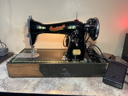 Vintage American 15 Deluxe Sewing Machine – For Parts or Repair
