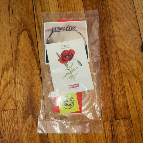 SUPREME Collier Autocollant Pack Graines de Coquelicot Moltov Boîte Logo Pack Scellé SS18
