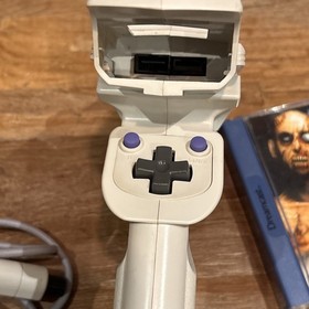 SEGA Dreamcast gun controller HKT-7800 +  House Of The Dead 2 Game Bundle