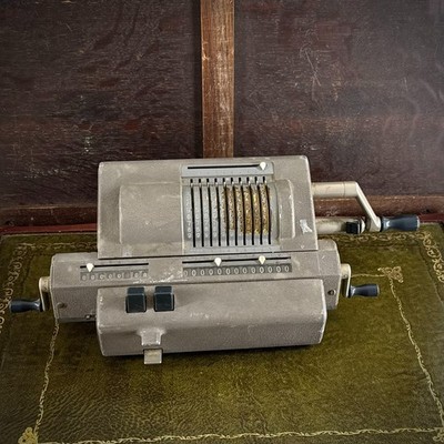 ANTIKER ORIGINAL ODHNER MECHANISCHER STIFTRADRECHNER SCHWEDEN ADDIERMASCHINE