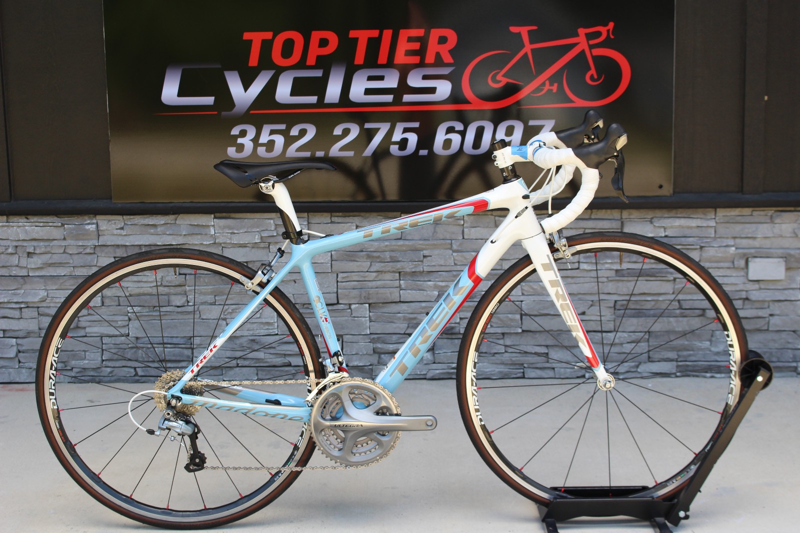 50 cm - 2011 Trek Madone 6.9 SSL- Womens- 15lbs - $8,000 Retail - INV 1214