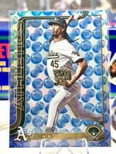 2025 Topps Series 2 Osvaldo Bido (RC) #565 Holiday Beach Ball /50 SP Athletics