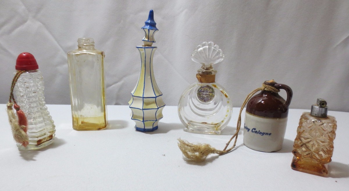 Vintage PERFUME BOTTLES Apple Blossom Paris Houbigant JAPAN