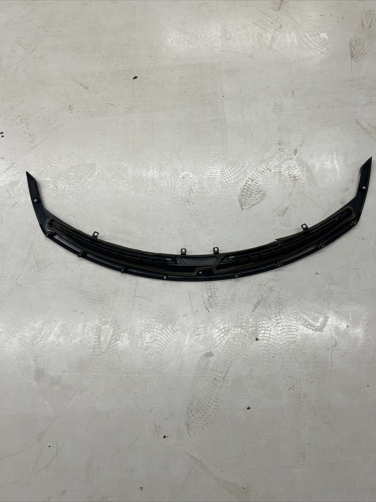 Dash Upper Defrost Air Vent Trim Panel Defroster 87409300 Ferrari 488 GTB 2016