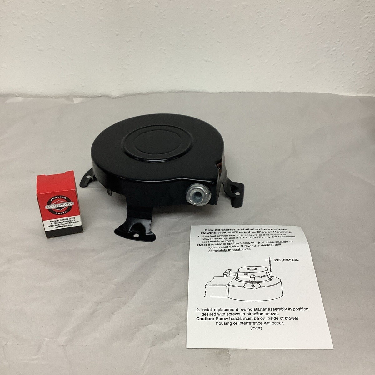 New, Briggs & Stratton 393576 Rewind Starter Housing - Fits 091202