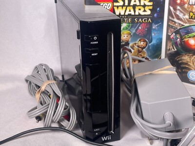 Black Nintendo Wii Console Bundle RVL-001 (Gamecube Compatible) w