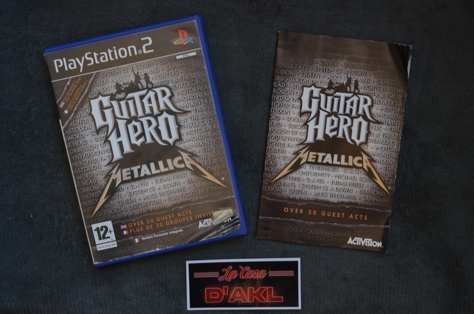 Guitar Hero Metallica complet sur Playstation 2 - PS2 FR cd TTBE boite abimée