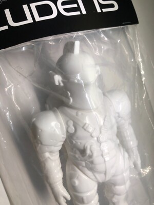 Sofvi LUDENS White soft vinyl figure TGS2023 Limited Kojima