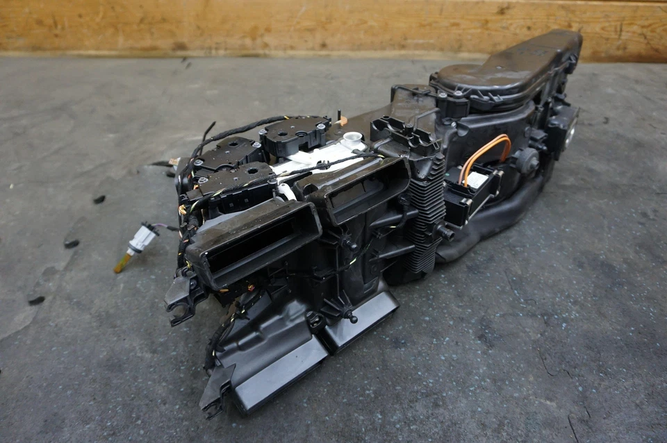 Ventilador de duto caixa distribuidor de ar controle climático HVAC traseiro fabricante de equipamento original Audi A8 S8 2011-18 - Imagem 4 de 4