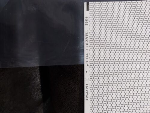 Dollhouse Hermes Mini Hexagon Wallpaper 1:12 Scale Miniature - Picture 3 of 3
