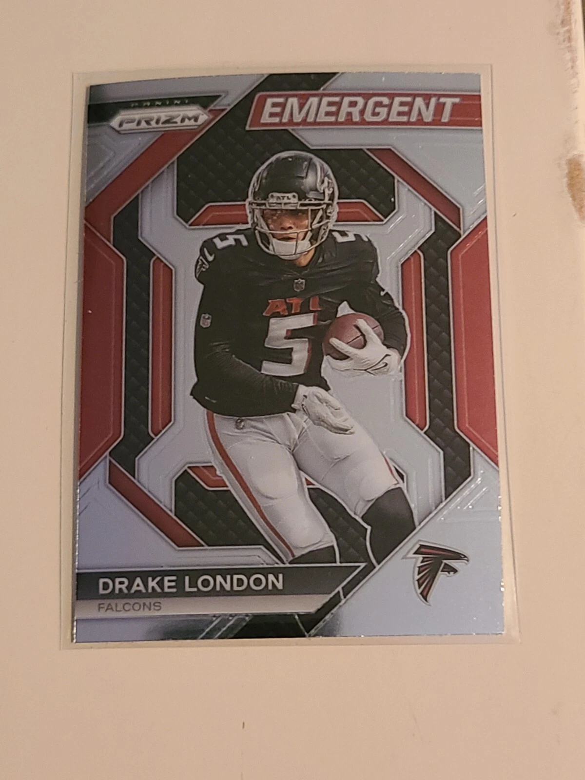 2022 Panini Prizm Drake London Emergent Prizm Rookie Falcons RC B473