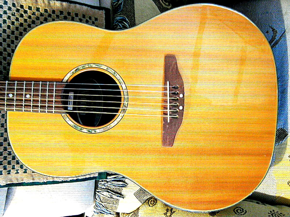 Rare LTD Ovation Ultra Deluxe 1312S Acoustic Guitar Solid Spruce