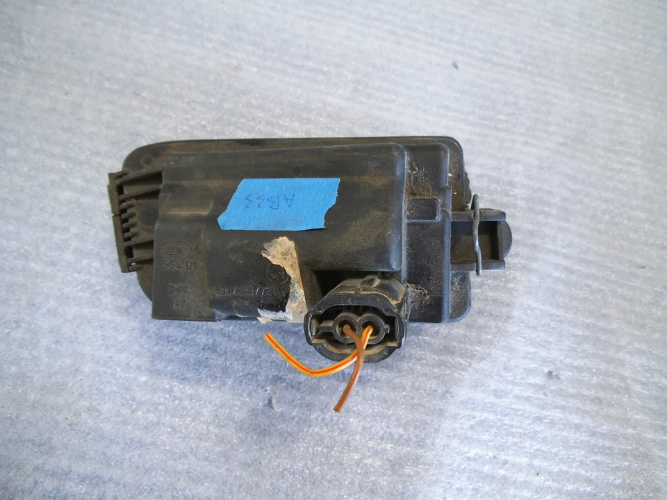 Faro antiniebla izquierdo del lado del conductor BMW 540i, 528i, Z3 1995-2002 63178377941 OEM Foto 3 de 3