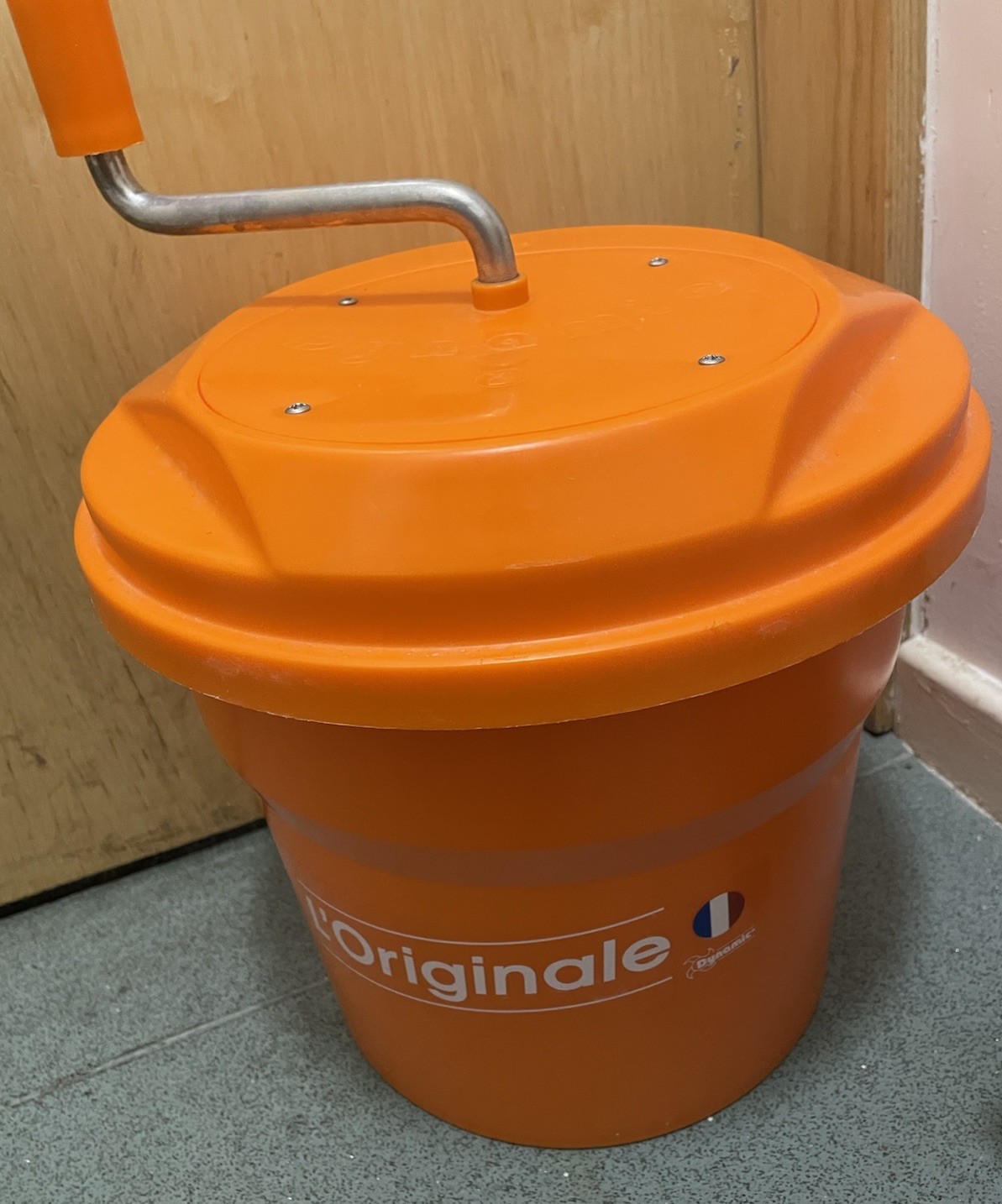 L’Originale Dynamic Manuelle Salatschleuder 20 Liter Gewerbe Schleuder ohne Ausgießer