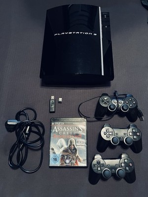 Playstation 3 mit 3 Controllern + 1 Spiel
