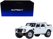 Lamborghini LM002 Bianco Polo Park White 1/18 Model Car Autoart