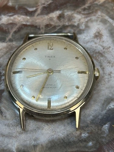 Vintage Men’s Gold Tone Timex 21 Manual Wind Watch. Running