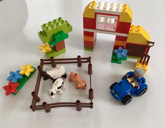 Barn Lego Farm Set