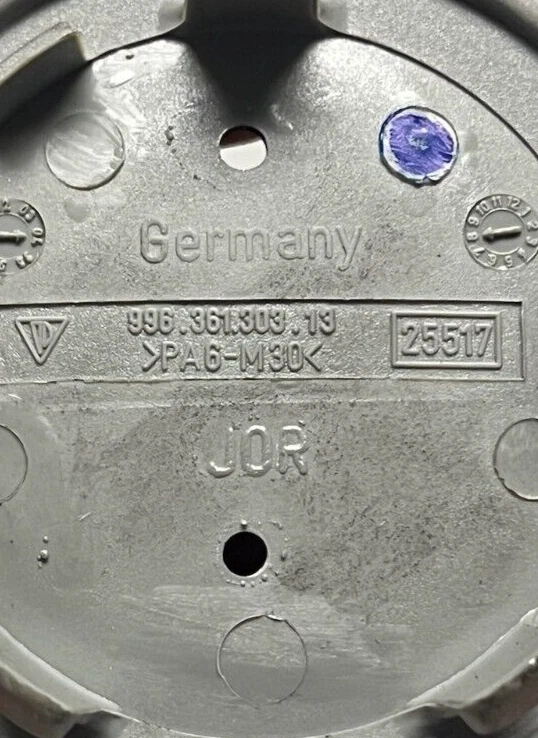 2001-2005 Porsche 911 OEM Wheel Center Hub Cap 99636130313 67267 67268 NO LOGO Foto 4 de 4