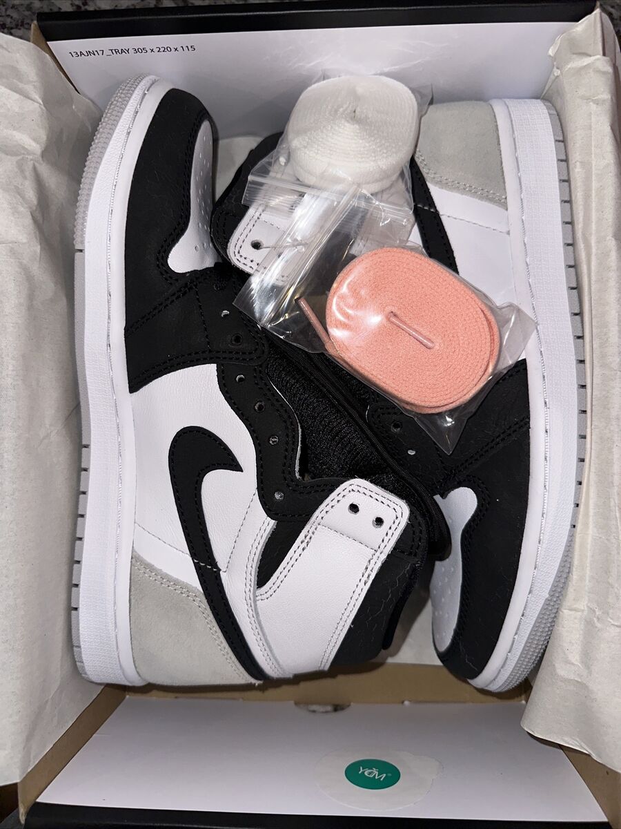 Nike Air Jordan 1 Retro High OG Sneakers Bleached Coral Mens Nike Air Jordan 1 Retro High OG Sneakers Bleached Coral Mens