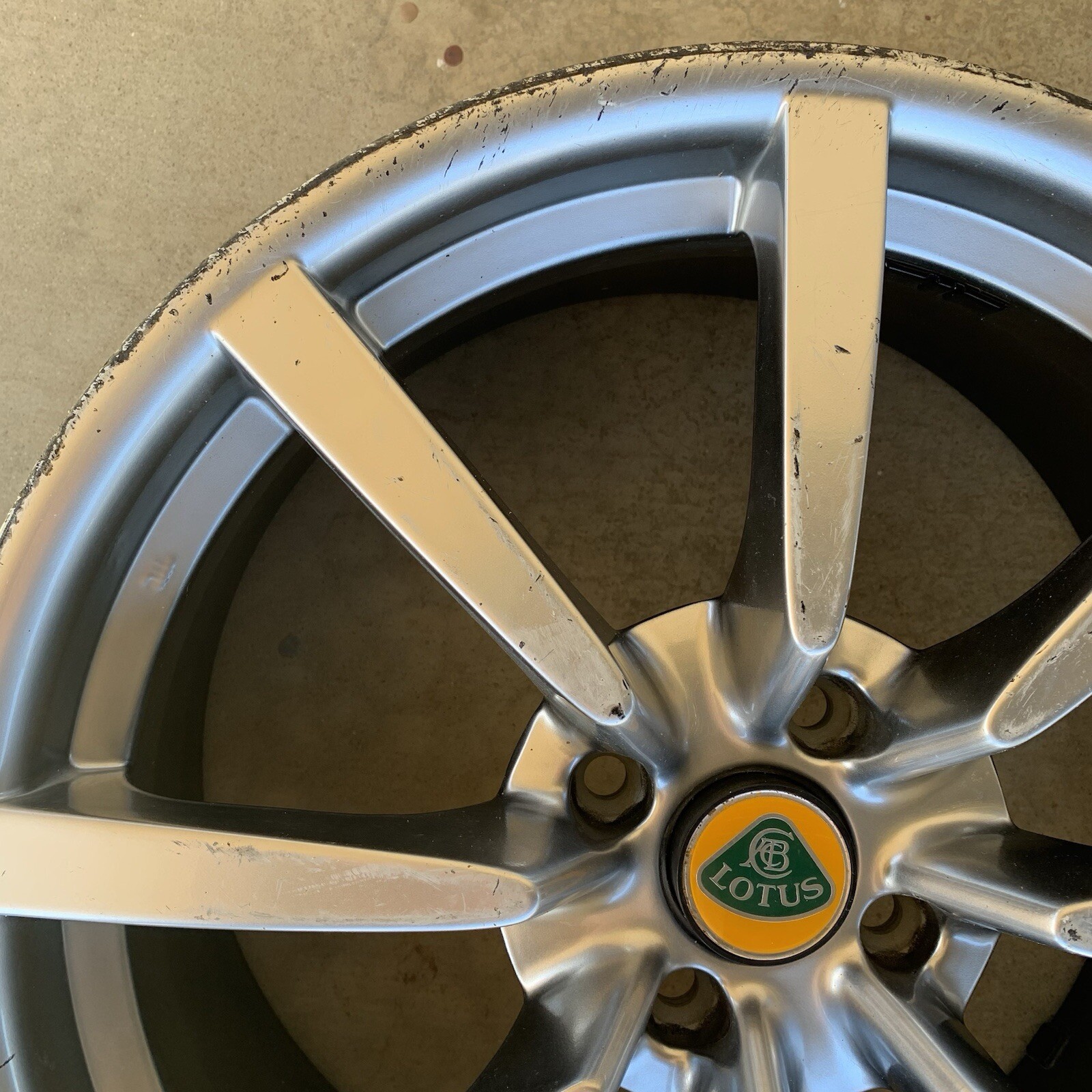 Lotus Wheel Rim Rear 17x7.5 Eight Spoke Silver Curb Rash