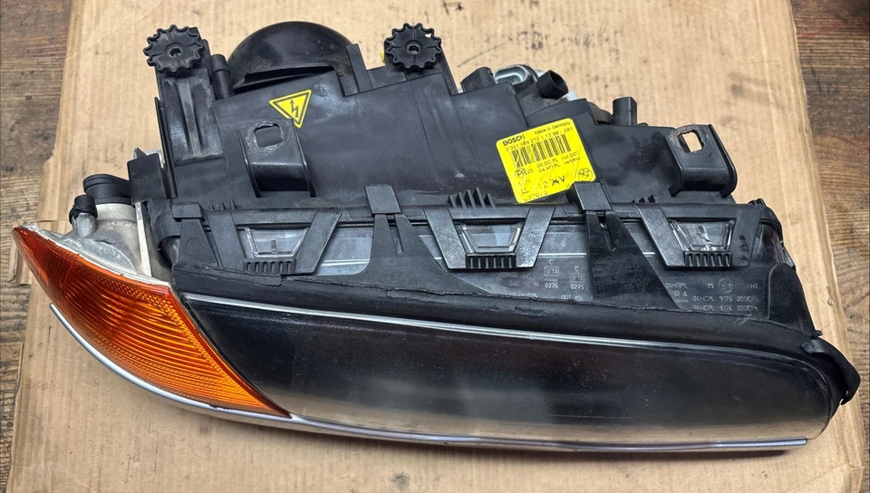 Bosch 8370704 ( 0301089272 ) BMW Frontscheinwerfer rechts BMW E46 Xenon - Bild 3 von 4
