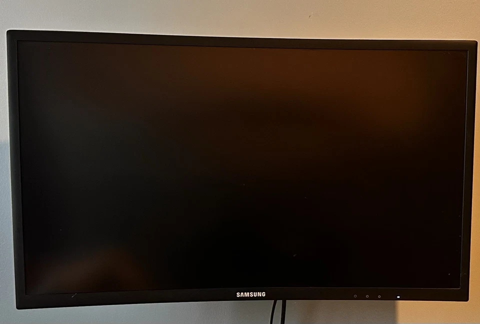 computer gaming msi + monitor gaming samsung - Immagine 3 di 3