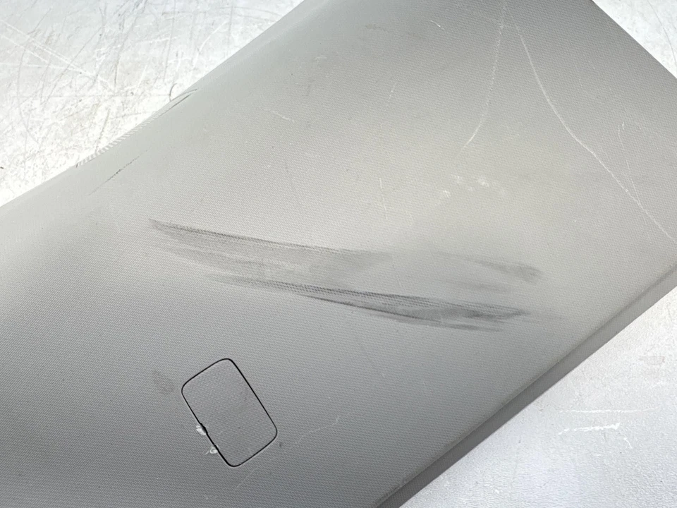 Interior izquierdo GMC Yukon XL 15-20 pilar C moldura superior OEM 22946590 Foto 4 de 4