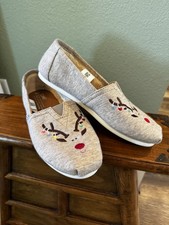 TOMS Women s 6 Christmas Reindeer Shoes Holiday Slippers House shoes