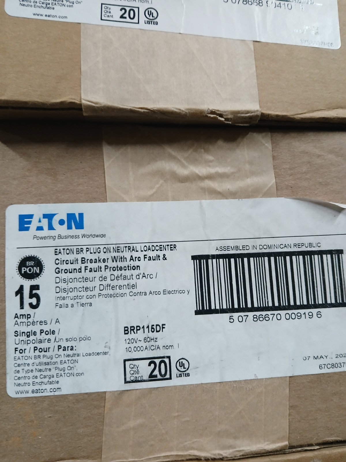 10 Eaton BRP115DF 15A 1p Breaker Dual Function Plug On Neutral Integrated