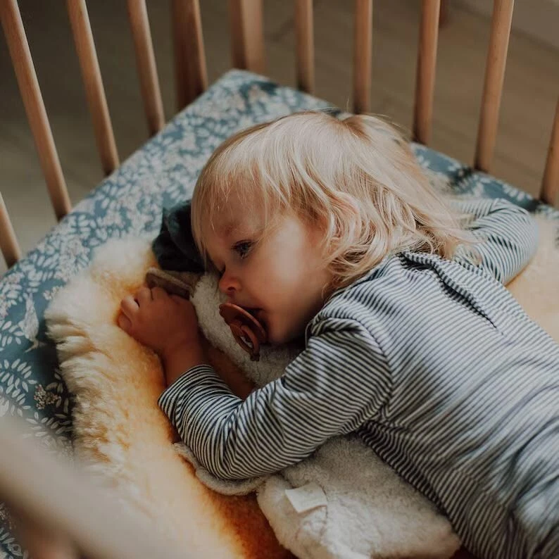 Natural Sheepskin relugan, Baby Safe, Natural Rug, Baby Bassinet Mattress Pad - Image 4 of 4