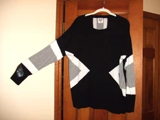 PLANET by LAUREN G abstract print pullover lightweight sweater. One Size Fits Al