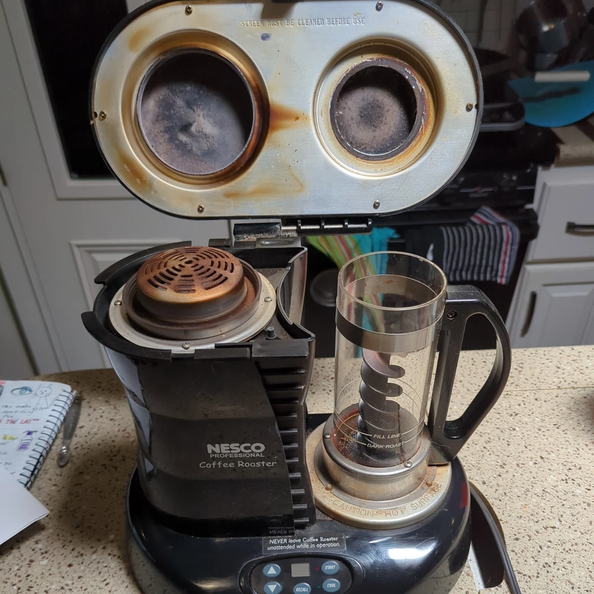 Nesco コーヒーロースター　CR-1010-PRR Amazon.com: Nesco CR-1010-PR Coffee Bean Roaster, Black: Home