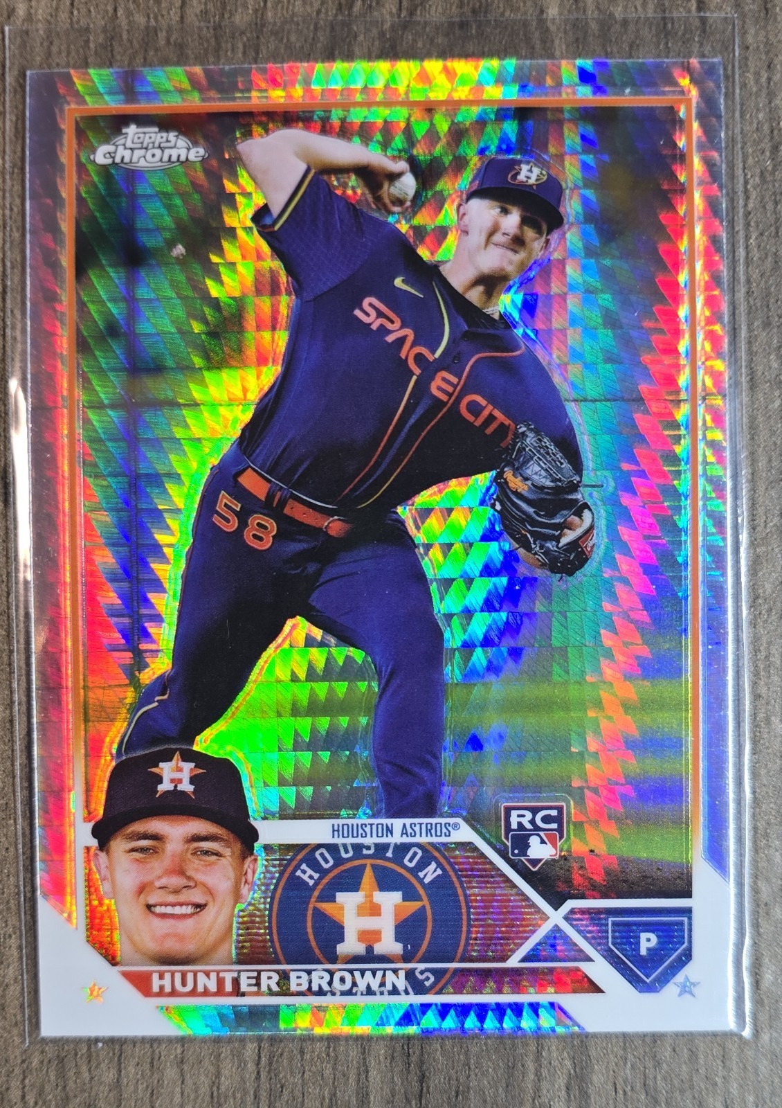 2023 Topps Chrome - Hunter Brown #197 Prism Refractor (RC)