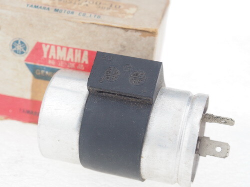 NOS Yamaha 1974-76 DT175 Turn Signal Flasher Relay 444-83350-71 - NOS