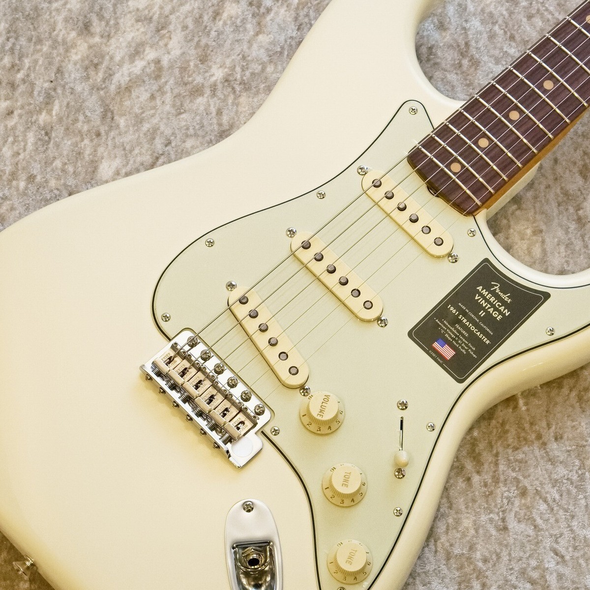 Fender American Vintage II 1961 Stratocaster Olympic White