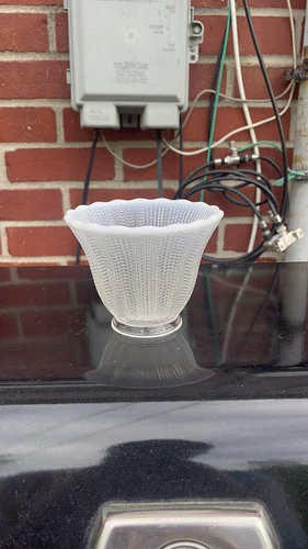 fenton 9, Ruffled, Wave Edge On Interior And Exterior