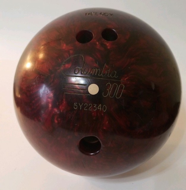 Vintage Columbia 300 White Dot 12lb Bowling Ball Shiny Glossy Red