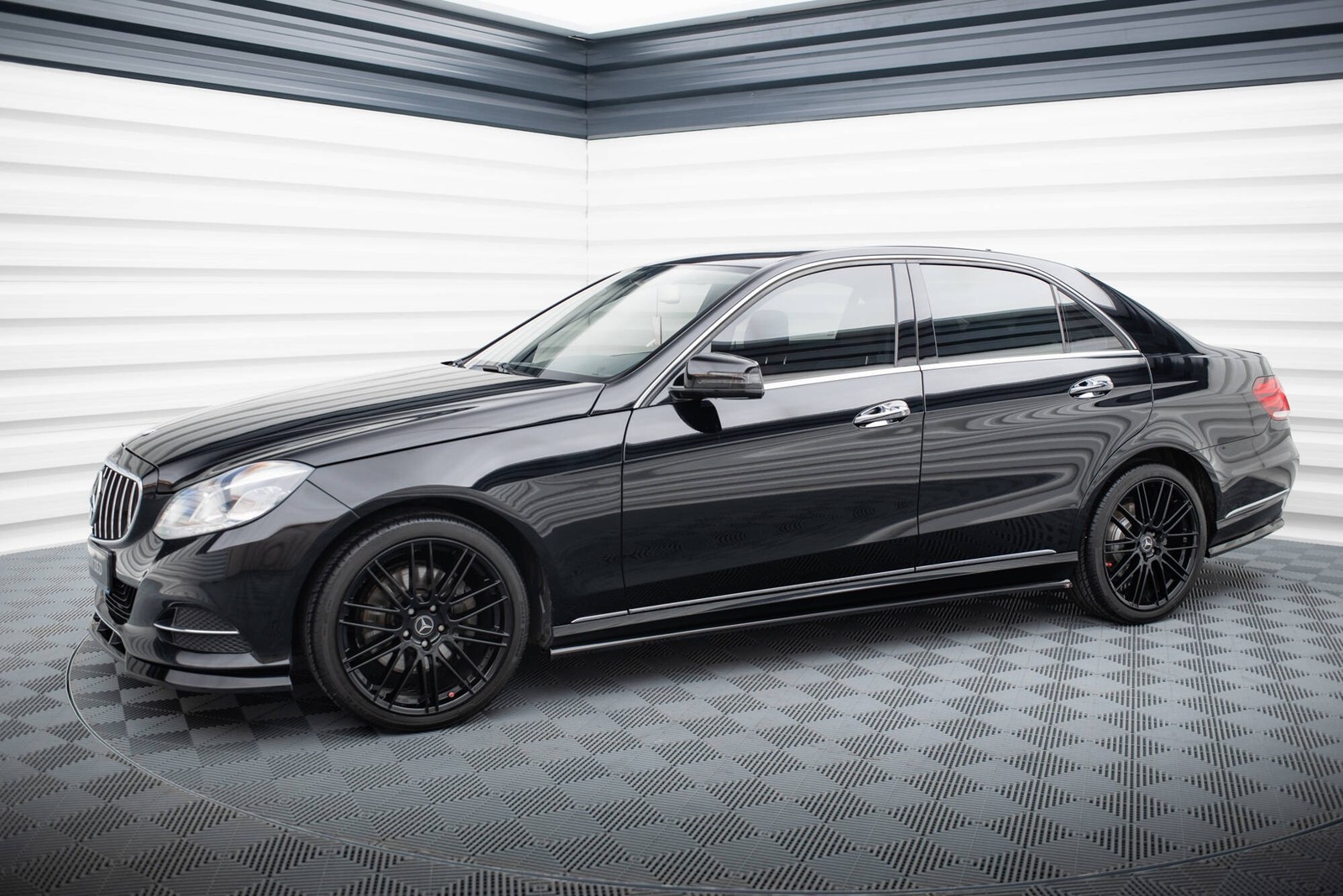 Bas de caisse Maxton pour Mercedes E W212 Facelift pour masquer et protéger le bas de caisse - 2