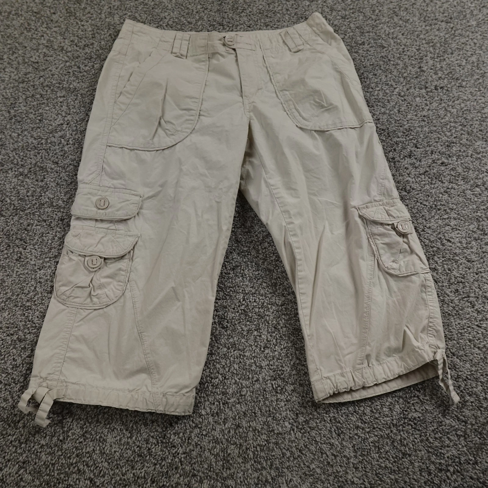 Columbia Pants Womens 8 Beige Cargo Outdoor Hike Capri Climbing Knickers Shorts