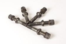 Mercedes 2034010370 Radschraube x5 | R129 SL Mercedes 2034010370 Radschraube x5 | R129 SL