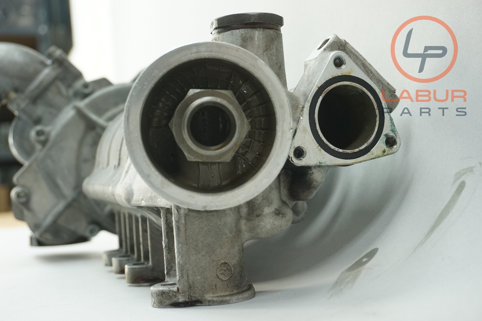 M139 05-07 Maserati Quattroporte Engine Oil & Water Pump Assembly Z7069