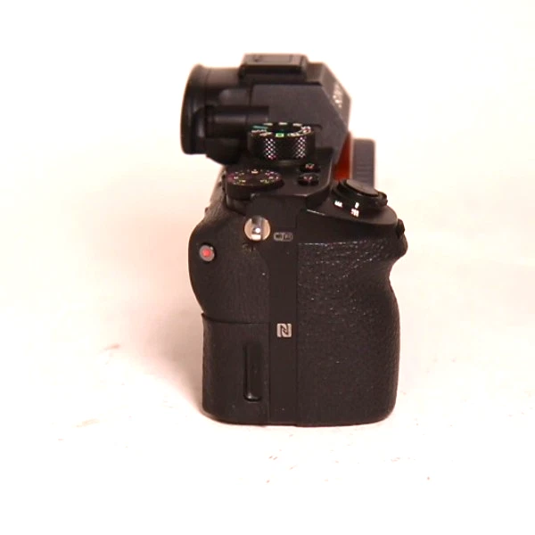 Sony Alpha 7R II, photo 4 of 5