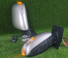Toyota Yaris Vitz 05-09 Power Folding Side Mirrors With Indicator Lights Used